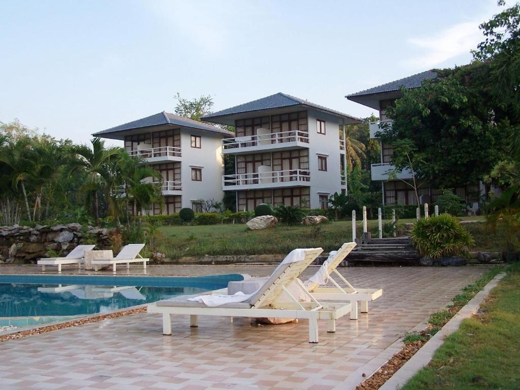 Camelia Resort Kanchanaburi Exterior photo