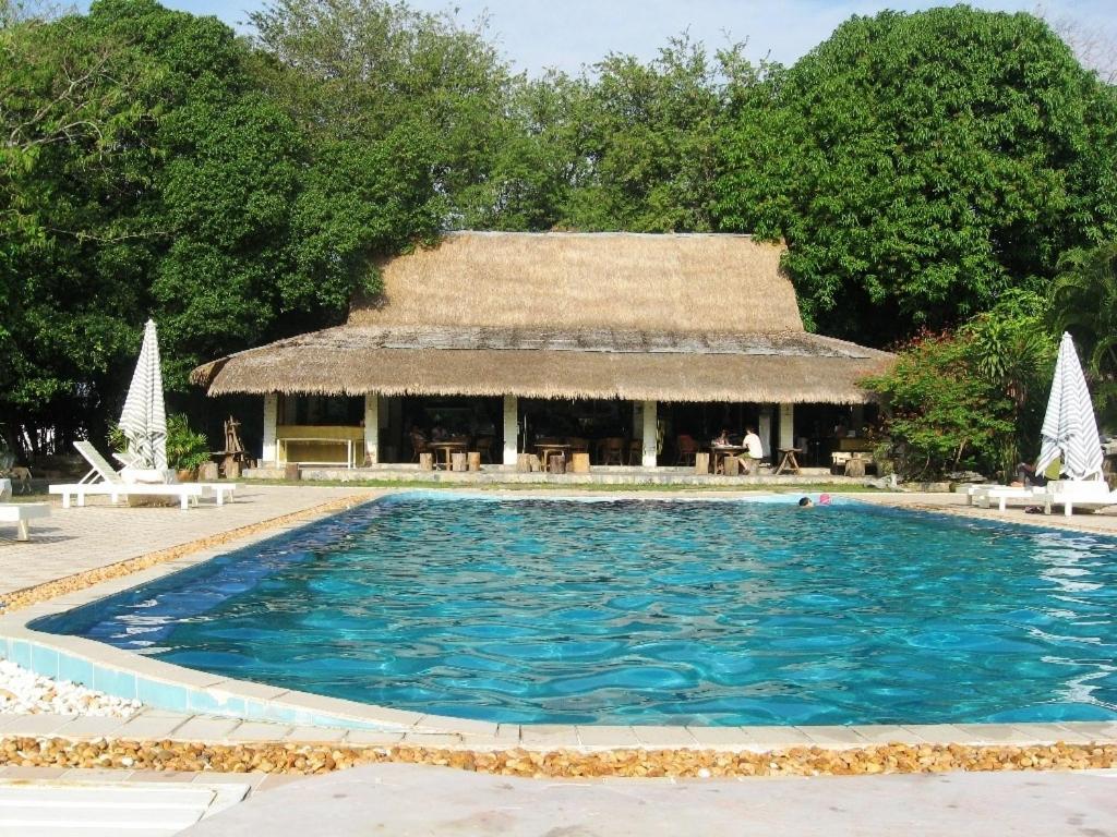 Camelia Resort Kanchanaburi Exterior photo